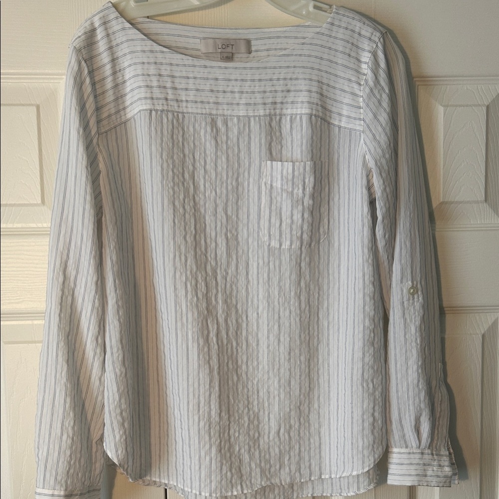 LOFT Size M White and Blue Pin-Striped Blouse with Front Pocket Preppy